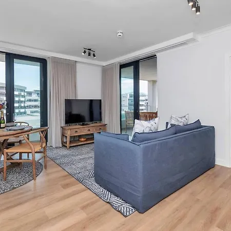 Rooftop With Breathtaking Views Of Table Mountain. Cape Town Exterior photo