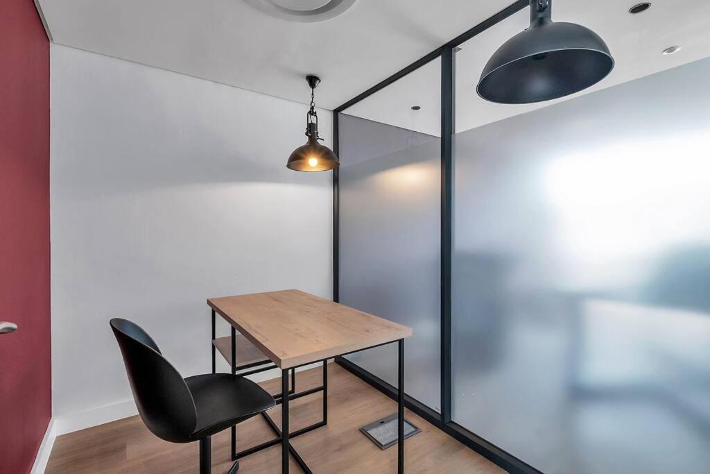 Rooftop With Breathtaking Views Of Table Mountain. Apartment *