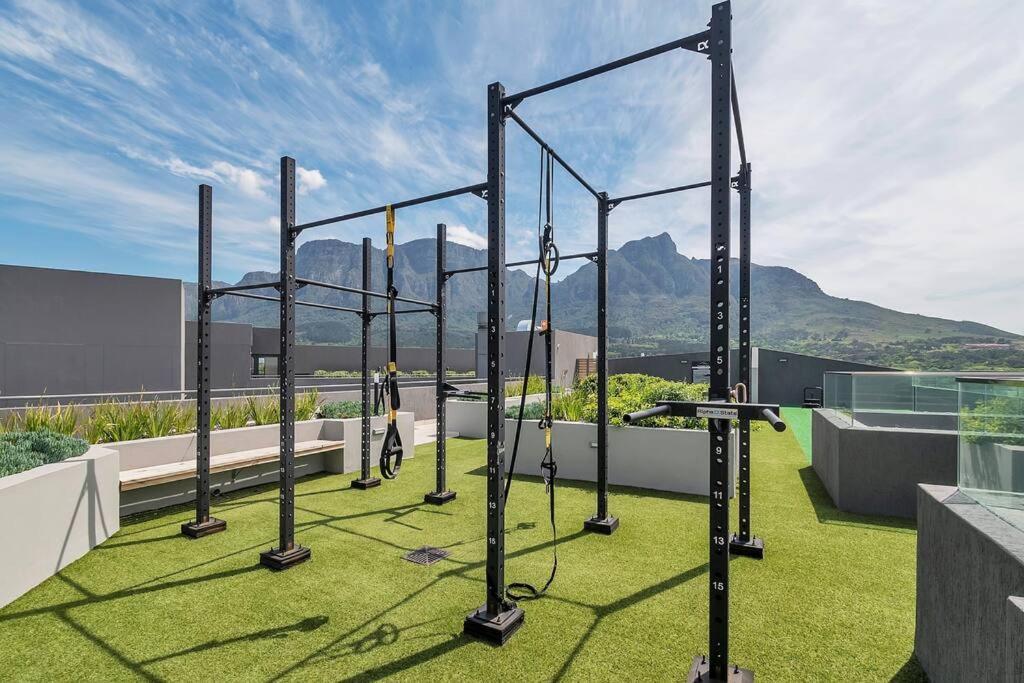 Rooftop With Breathtaking Views Of Table Mountain. Apartment *